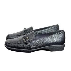 Women's Stuart Weitzman Black Leather Business Casual Slip-On Loafers - Sz 6